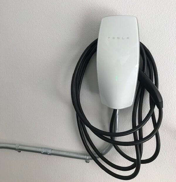 Tesla Wall Connector