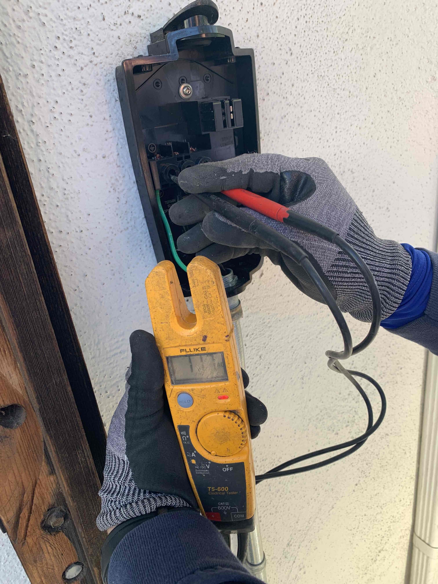 EV Yearly Maintenance in Los Angeles